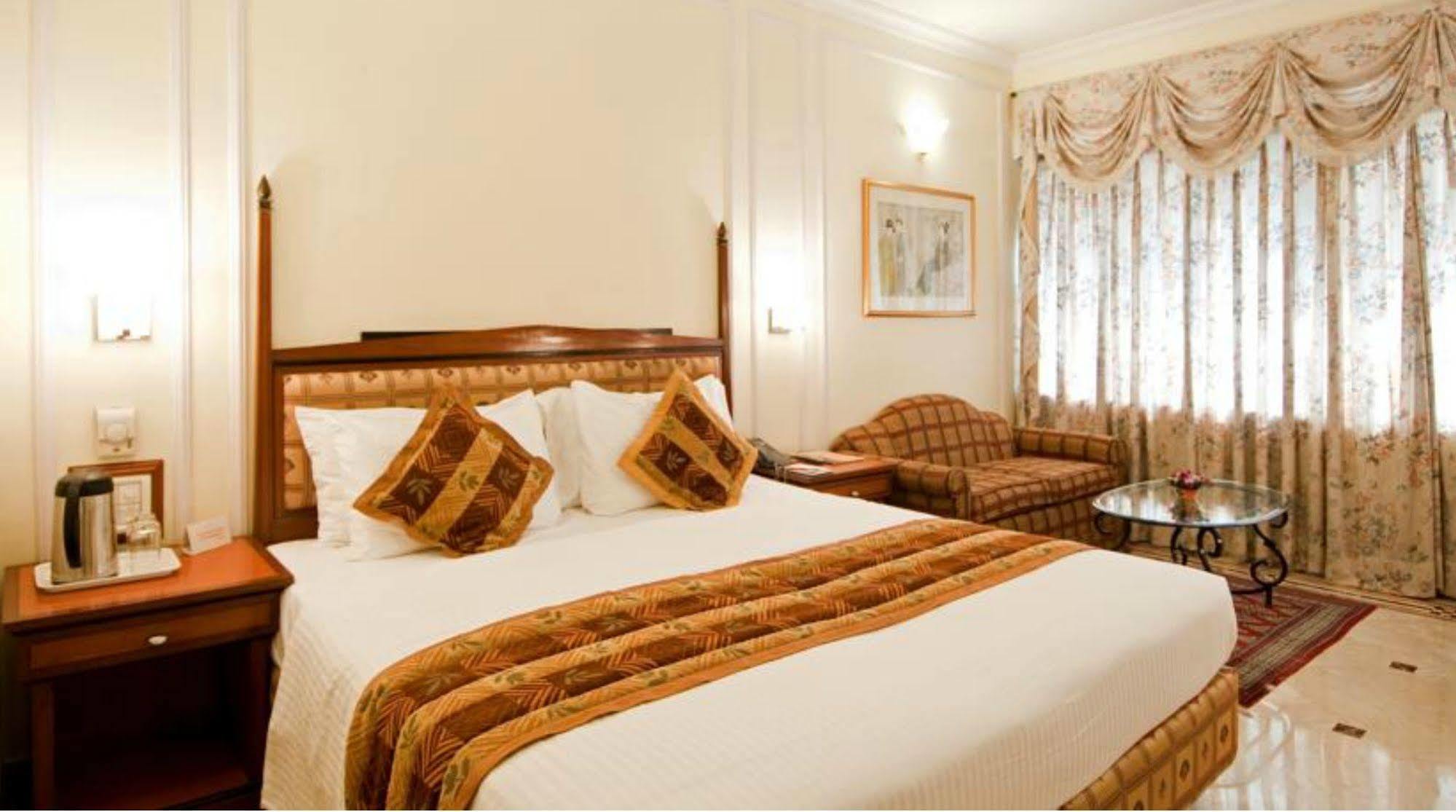 Residency Andheri 3*