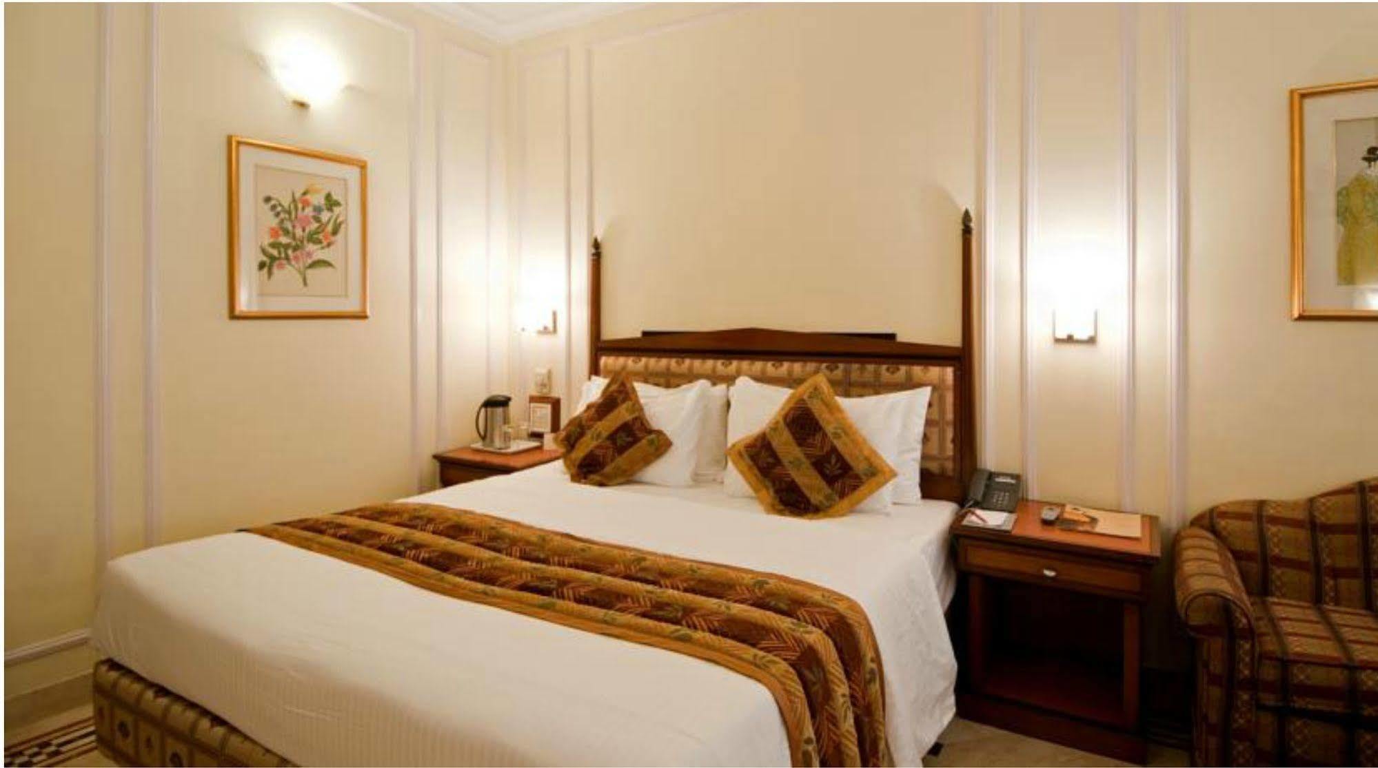 Residency Andheri Hotel 3*