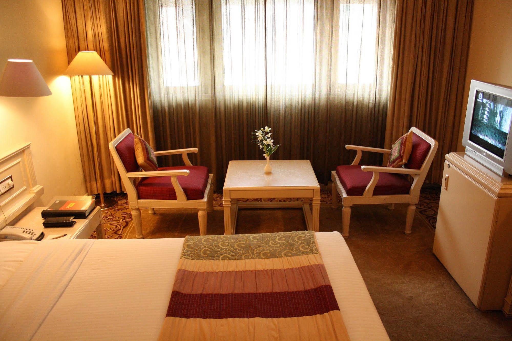 Bawa International Hotel