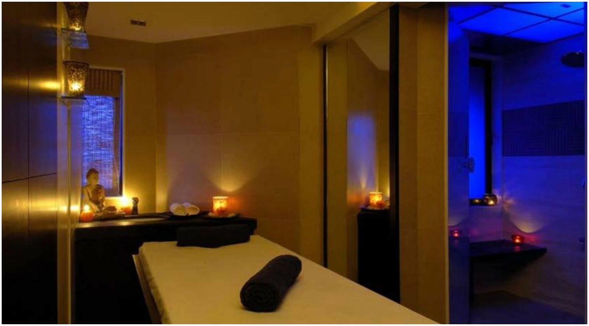 Ramee Guestline Juhu Hotel