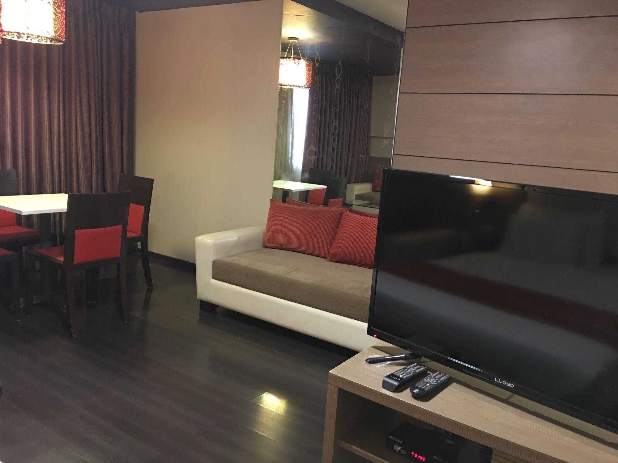 Landmark Annexe Hotel 3*