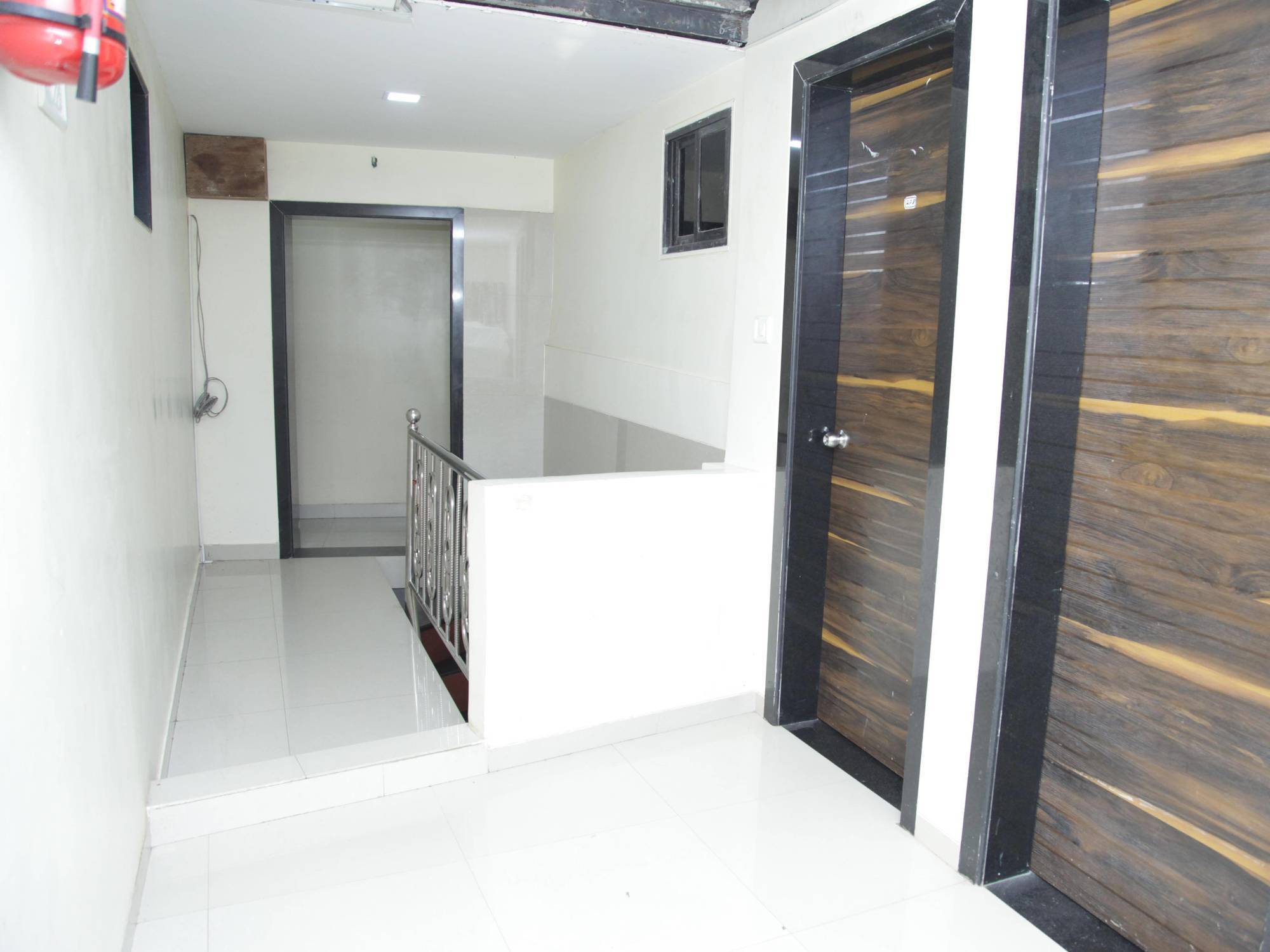 Guest house Sai Residency