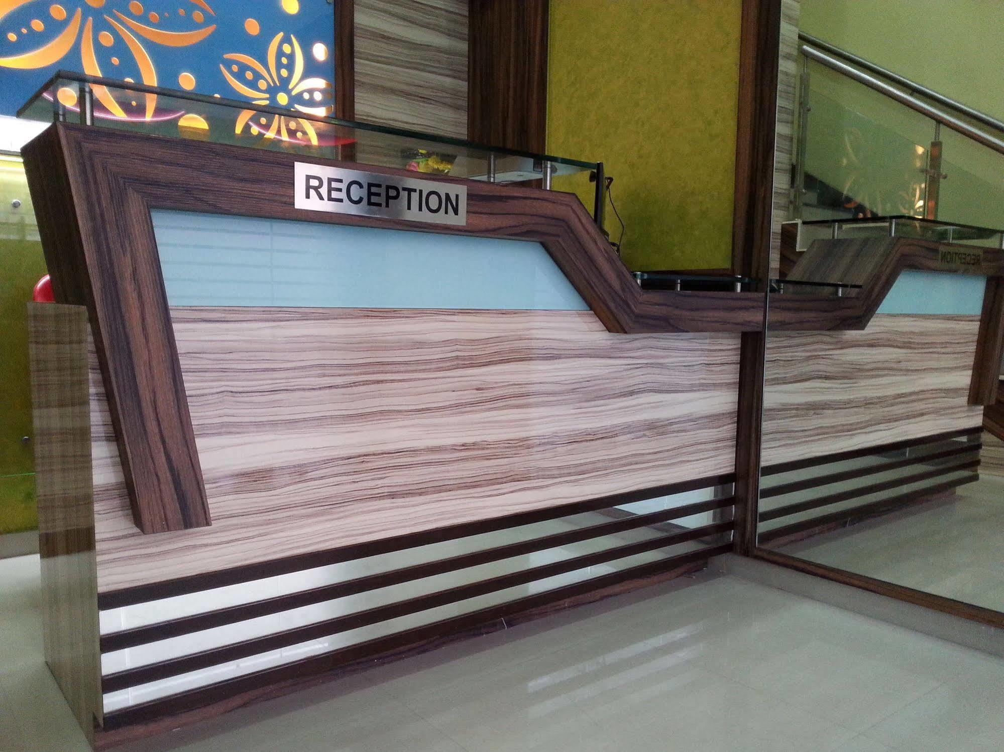 Nishita Residency Hotel 3*