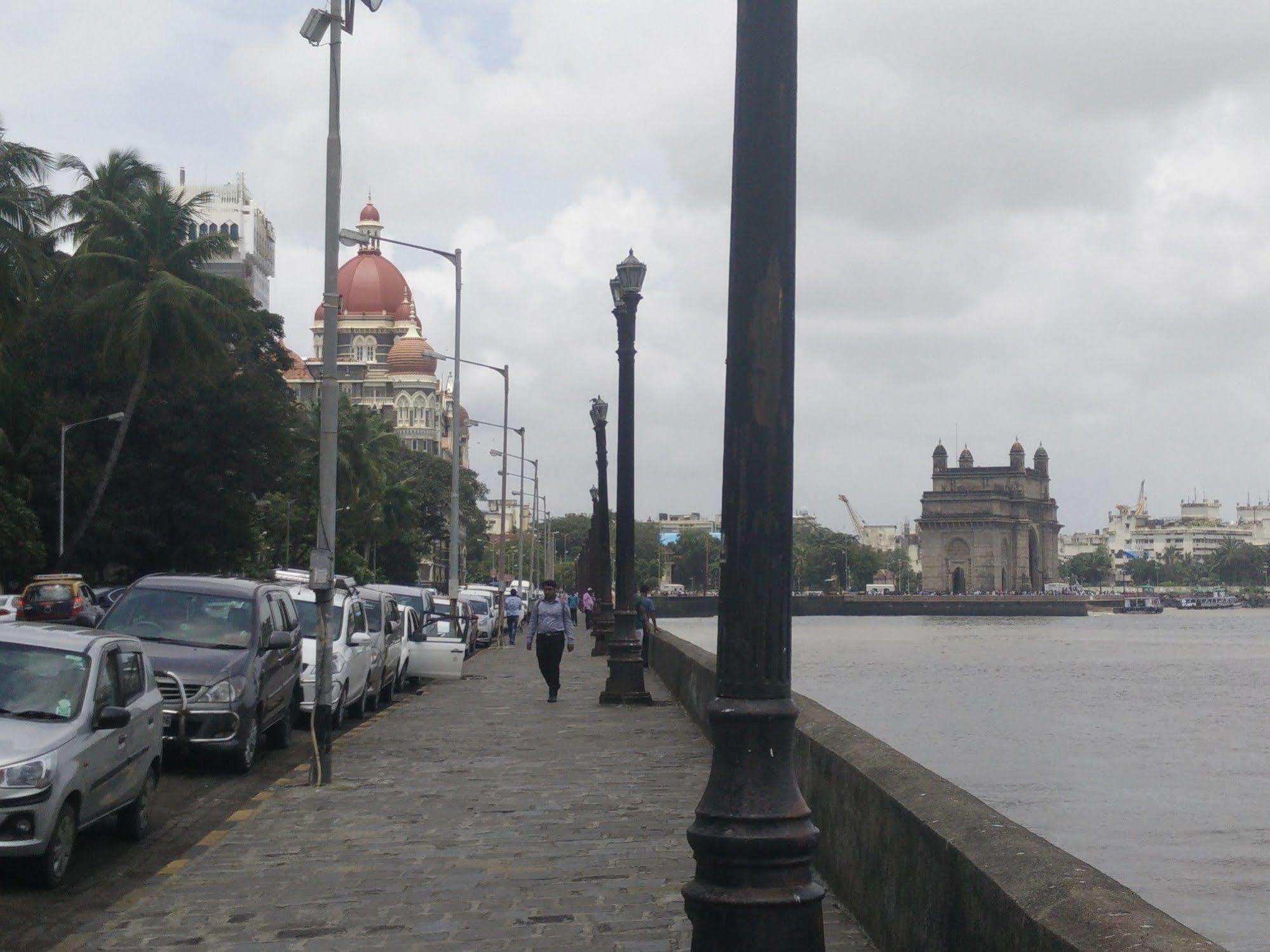Hotel Strand Hotel, Colaba 2*