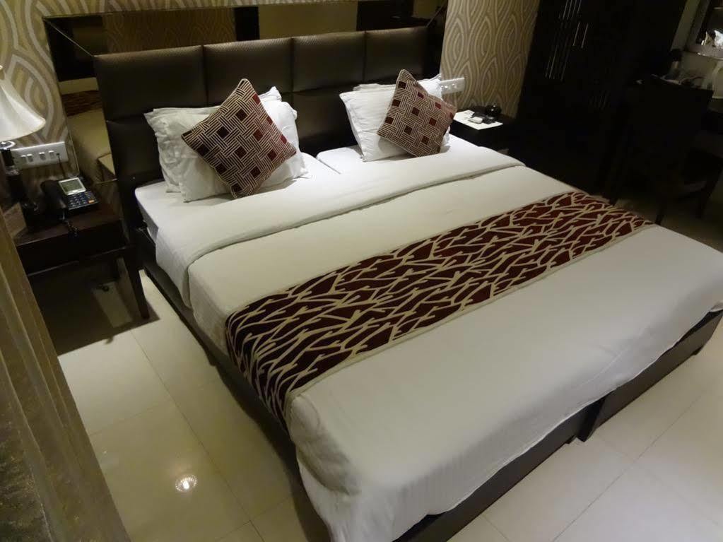 Manama Hotel