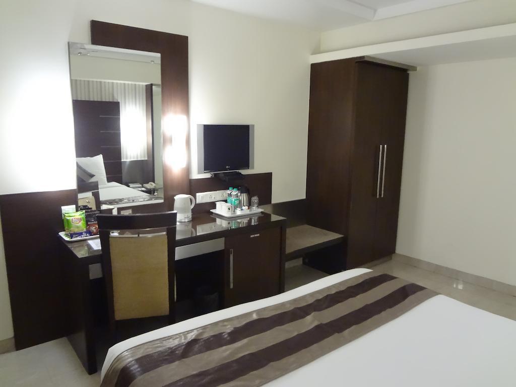 Suba Galaxy 4* Mumbai