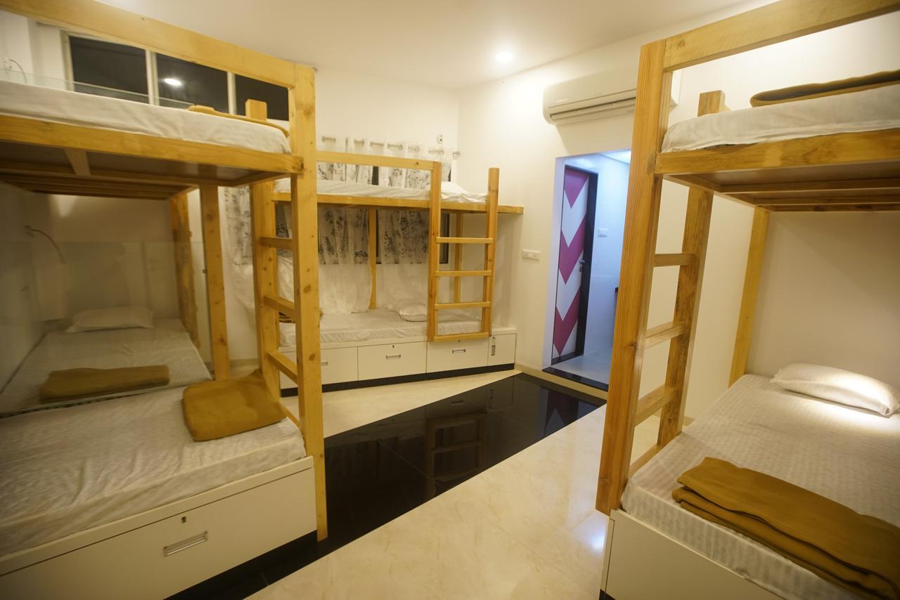 Staytion Dorm - Near Marol Naka Andheri East Hostel *
