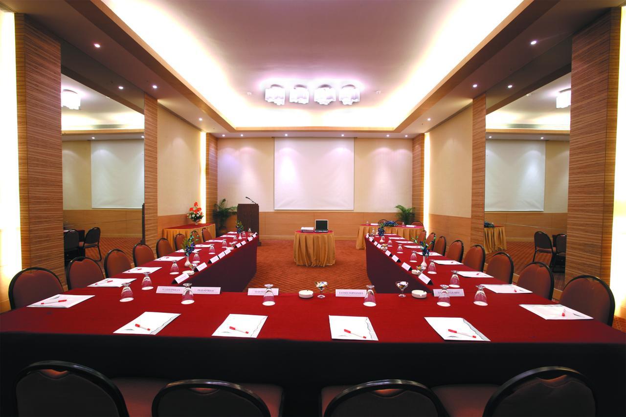 The Retreat & Convention Centre Mumbai