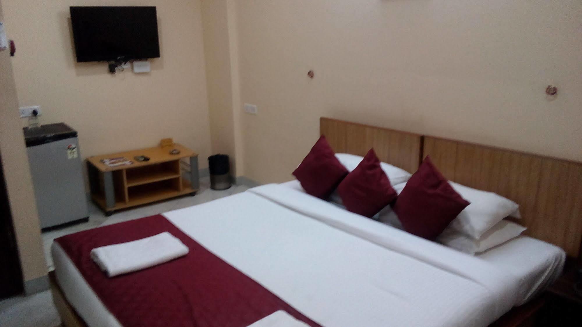 Oritel Service Andheri Apartment *