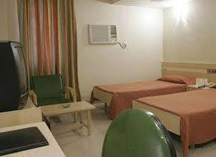 Hotel Diplomat, Colaba 3*