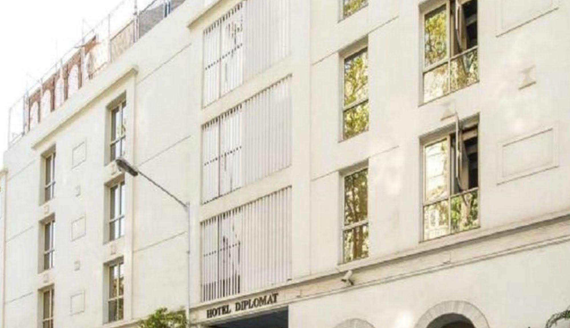 Diplomat, Colaba