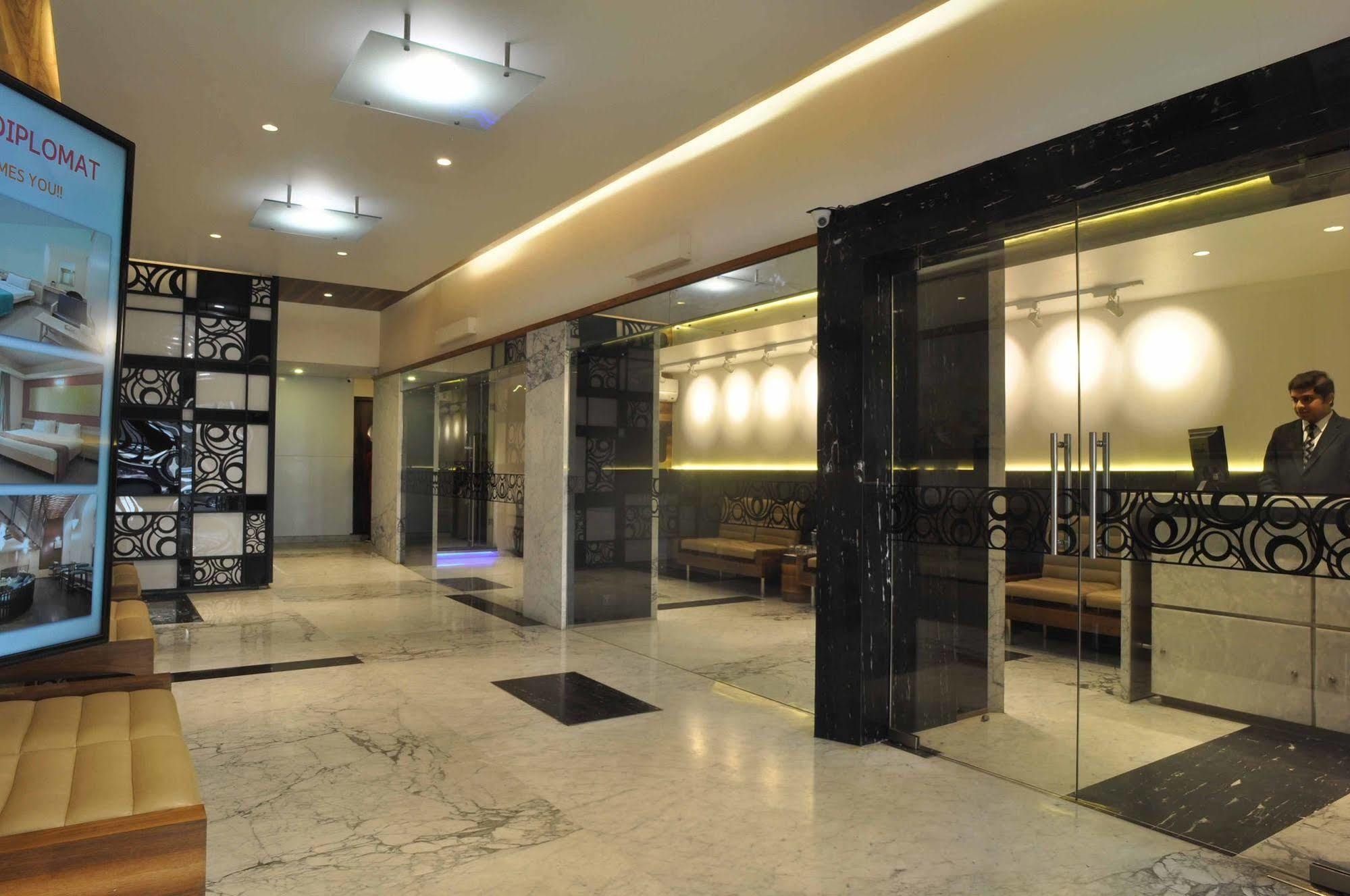 Diplomat, Colaba Hotel Mumbai