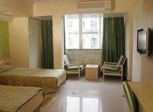 Diplomat, Colaba 3*