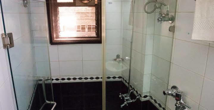 Hotel Ace Residency
