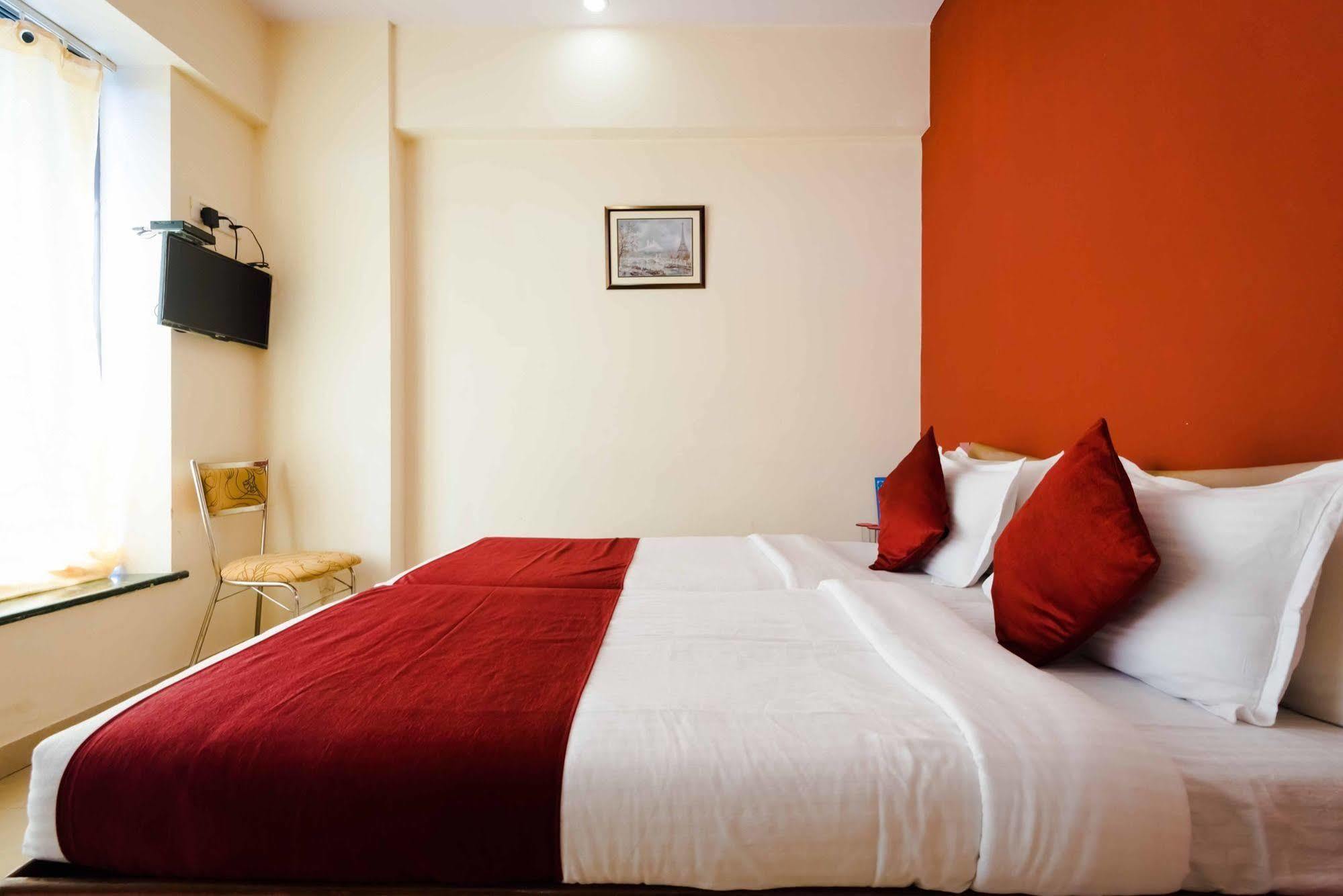 Hotel Fabhotel Annex Executive Mumbai