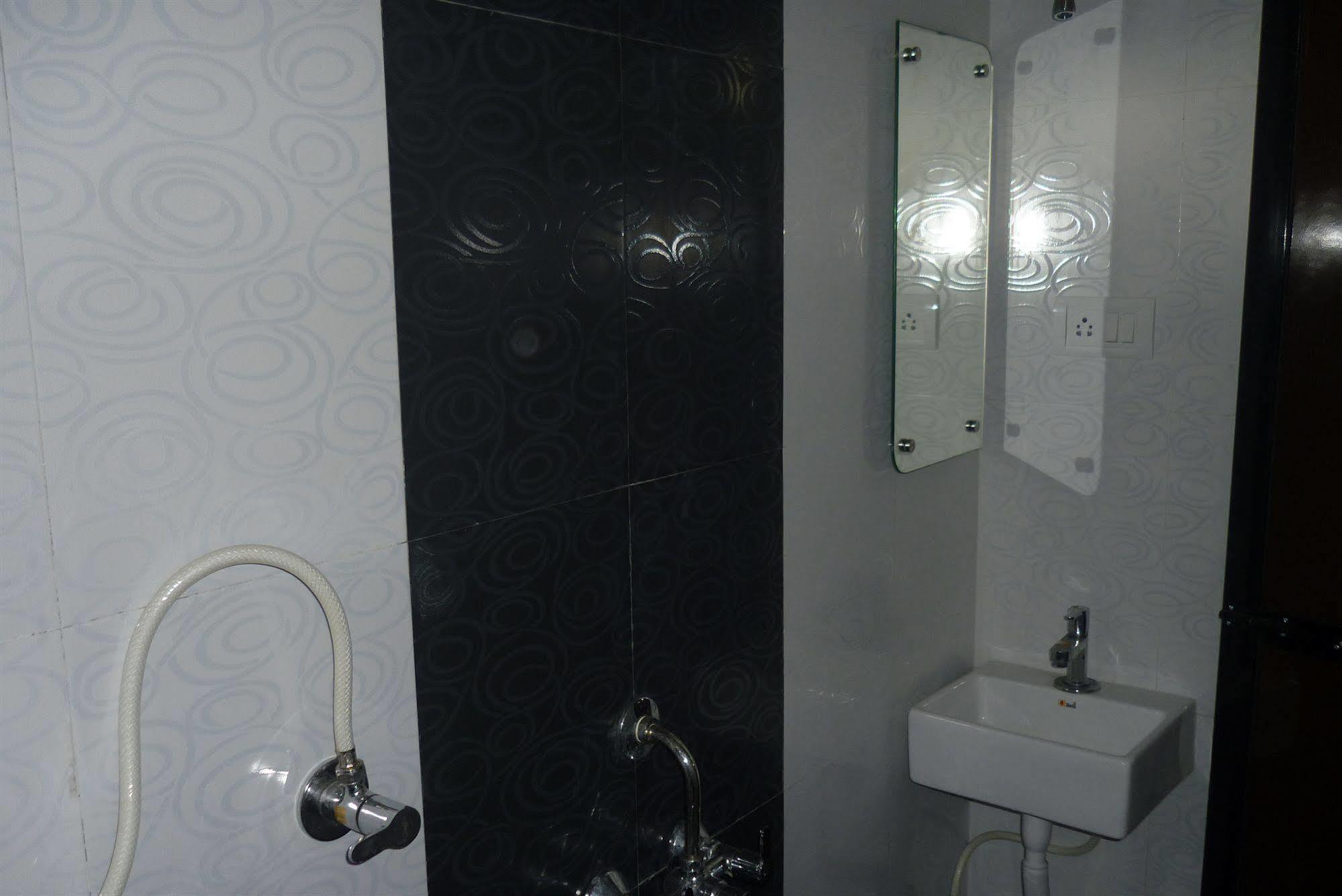 Ihotel Hotel