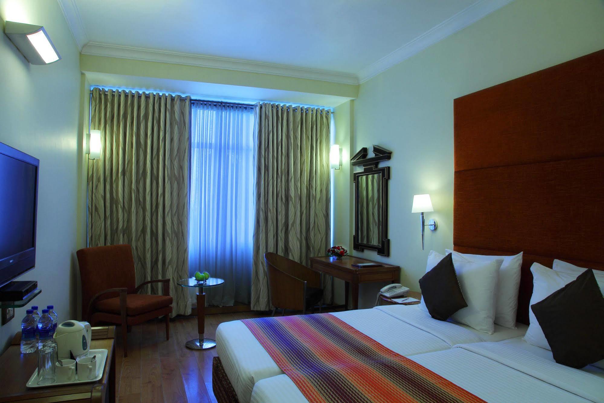 Regency 3*