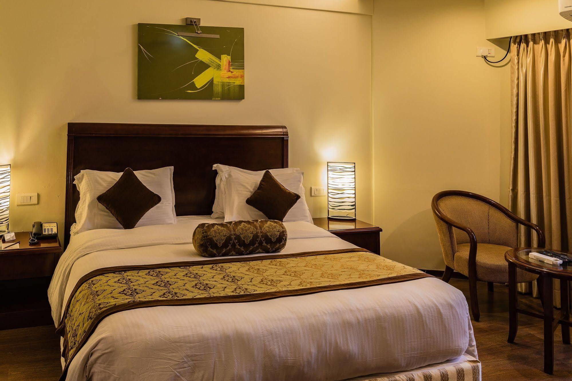 Hotel The & Powai Mumbai