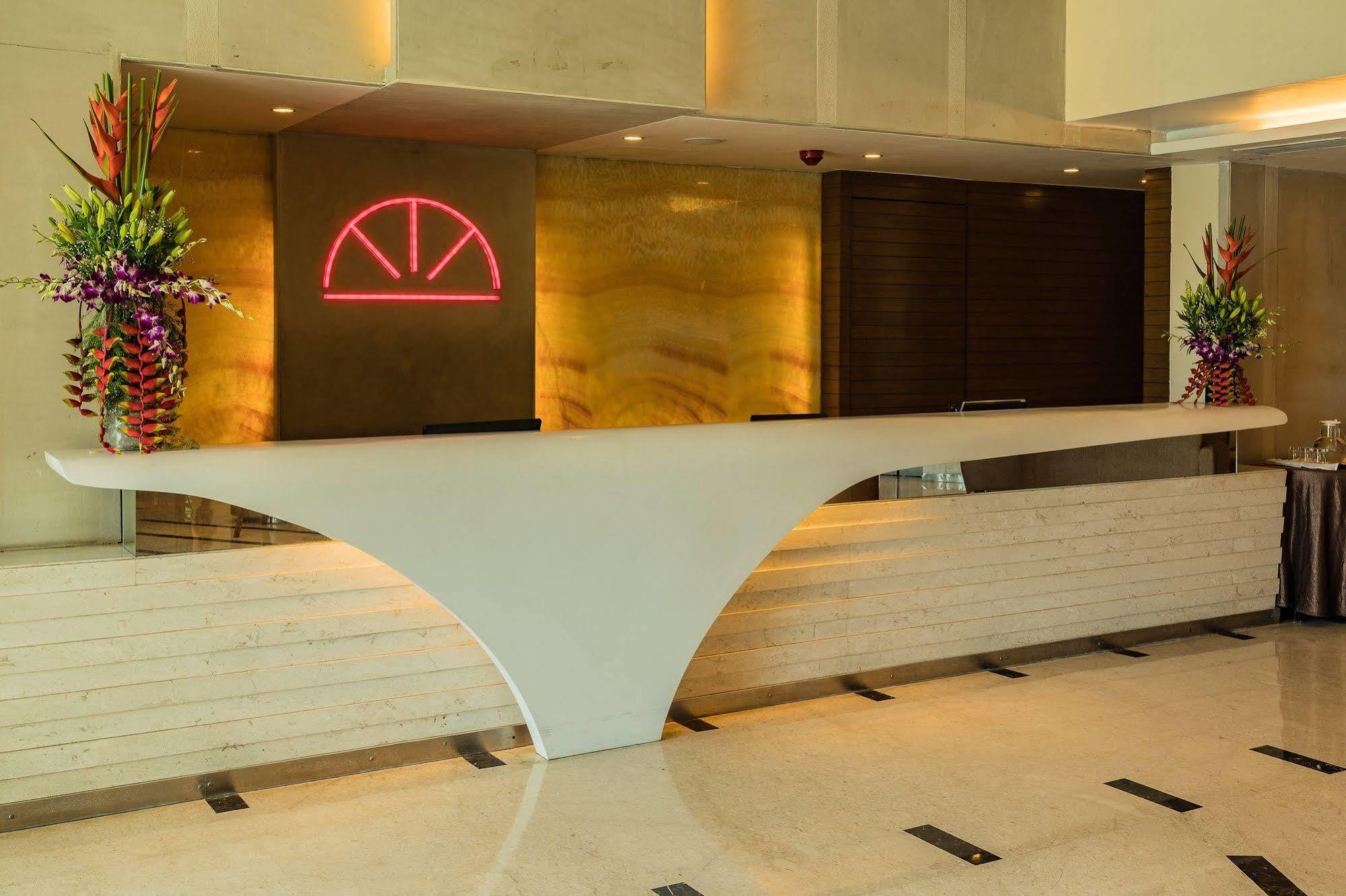 Hotel The & Powai