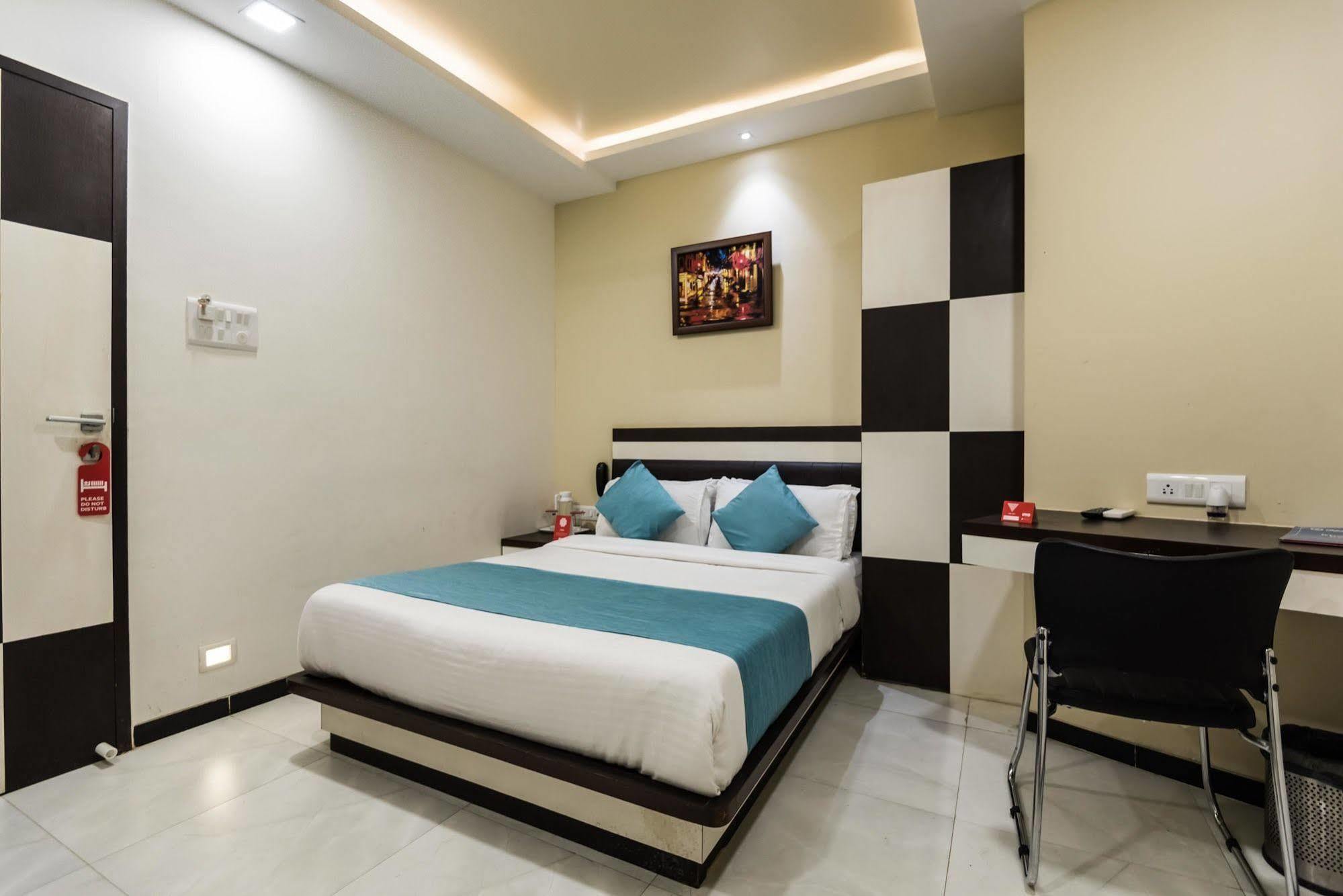O Blue Pearl Residency Near Chhatrapati Shivaji International Airport Hotel 3*