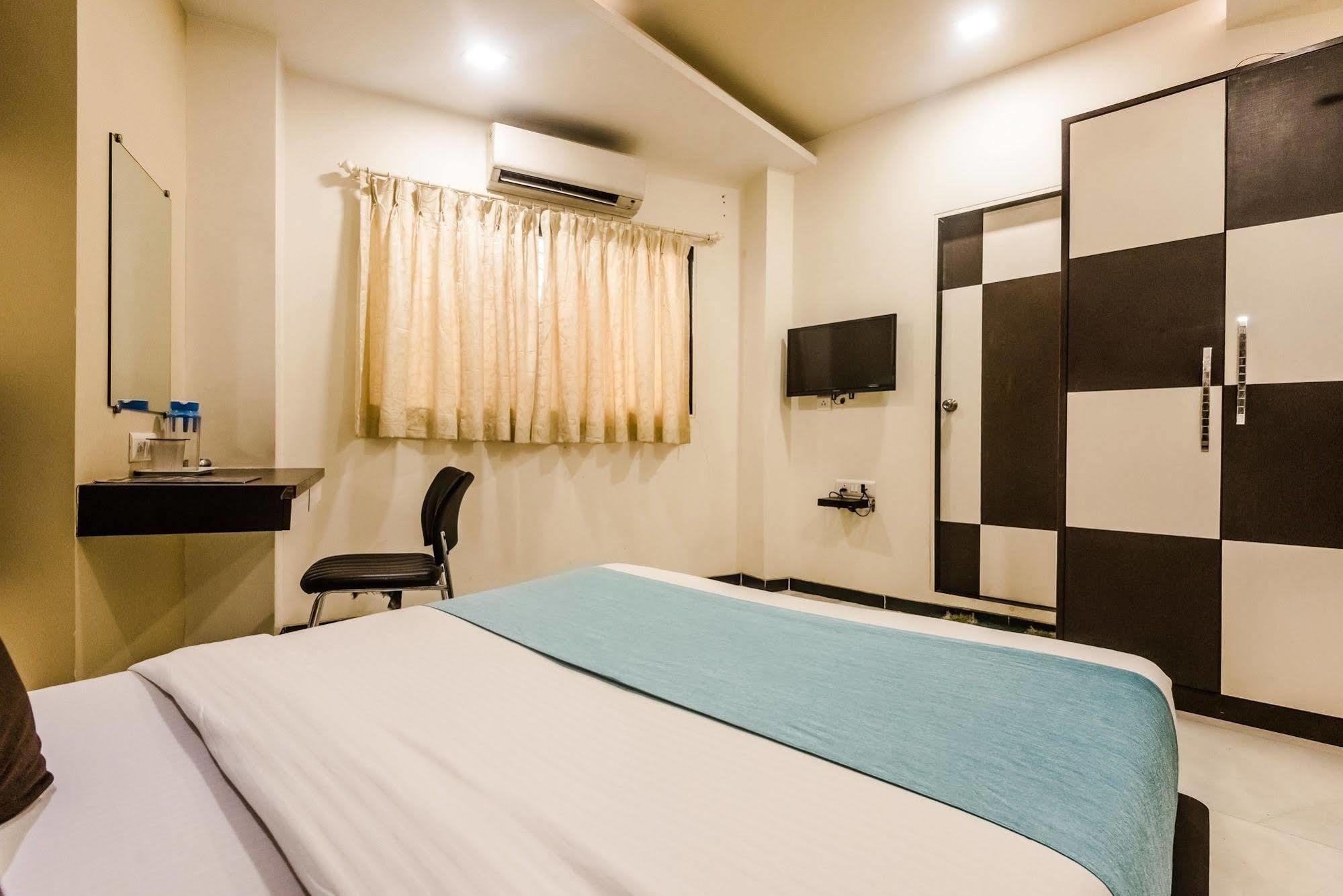 O Blue Pearl Residency Near Chhatrapati Shivaji International Airport Hotel Mumbai