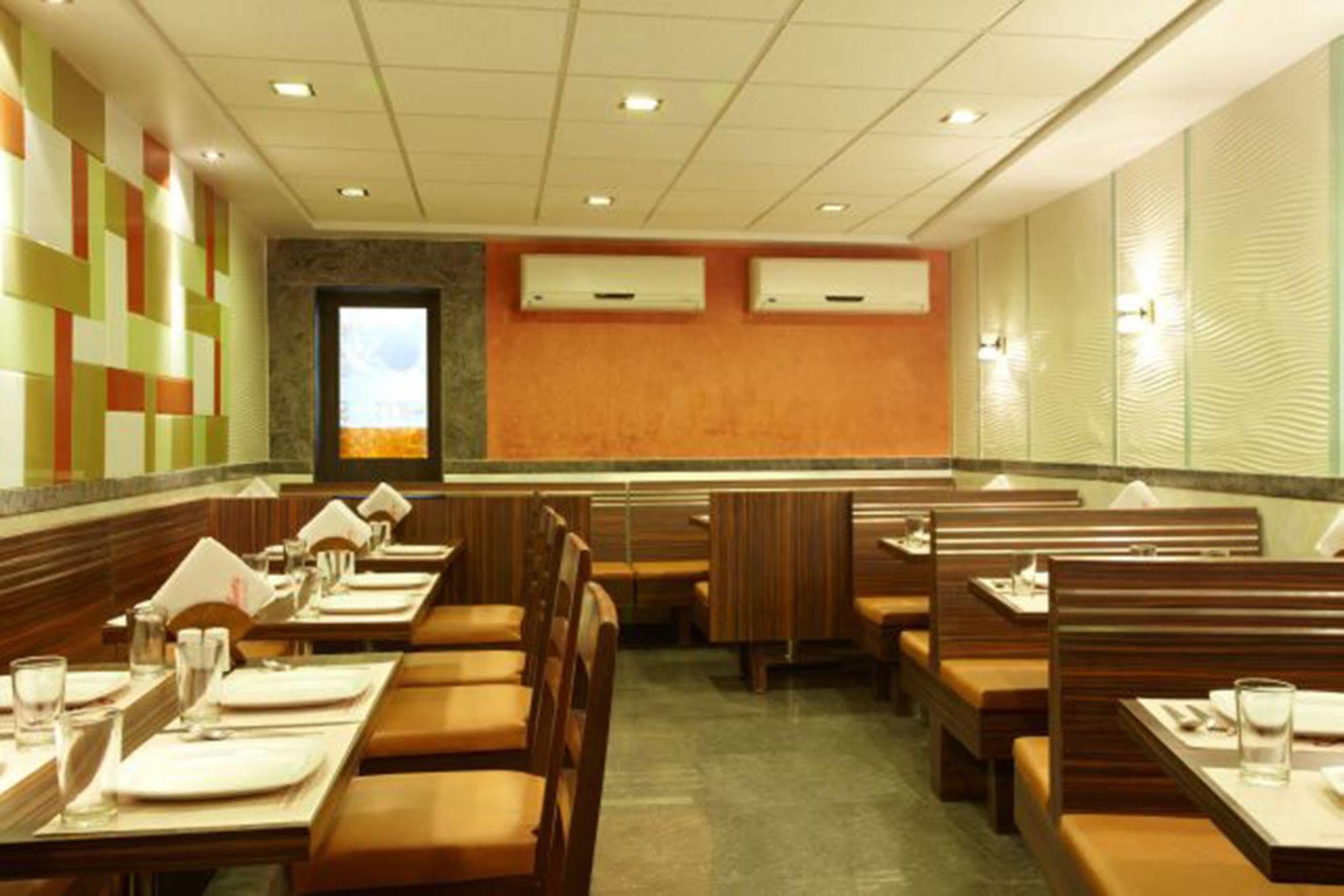 Lucky Bandra 3* Mumbai