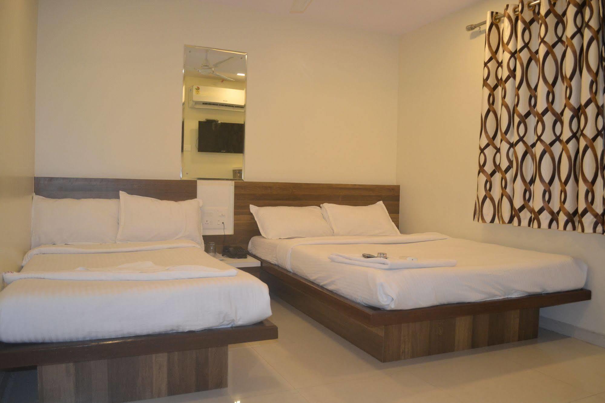 Super Collection O Airport Metro Andheri East Hotel 3*