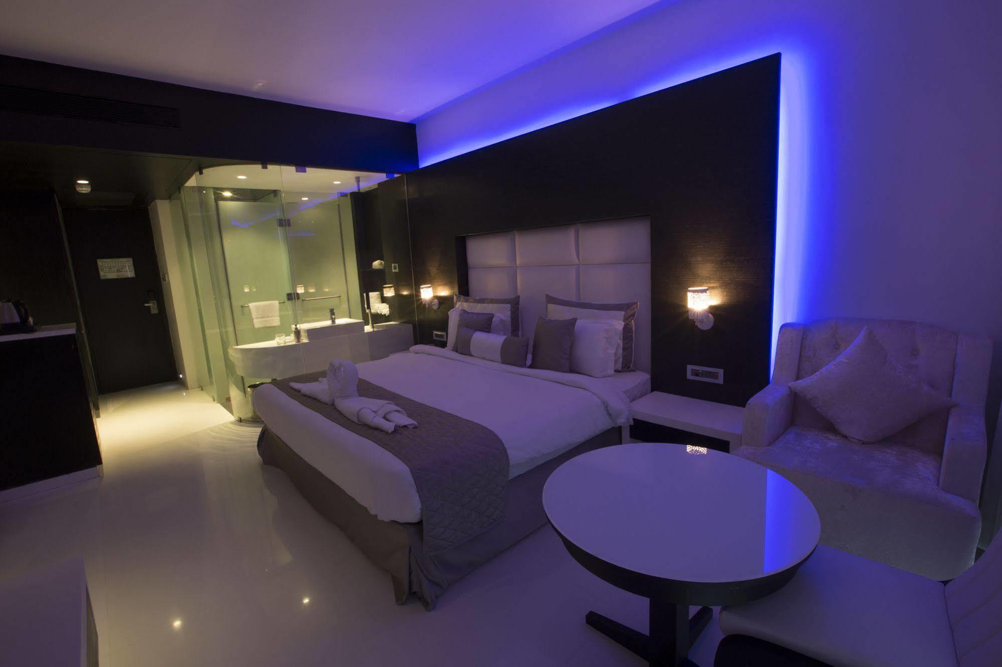 The E At Eskay Resorts Resort Mumbai