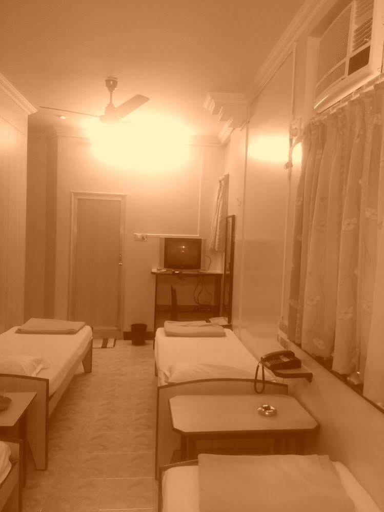 Milan 2* Mumbai