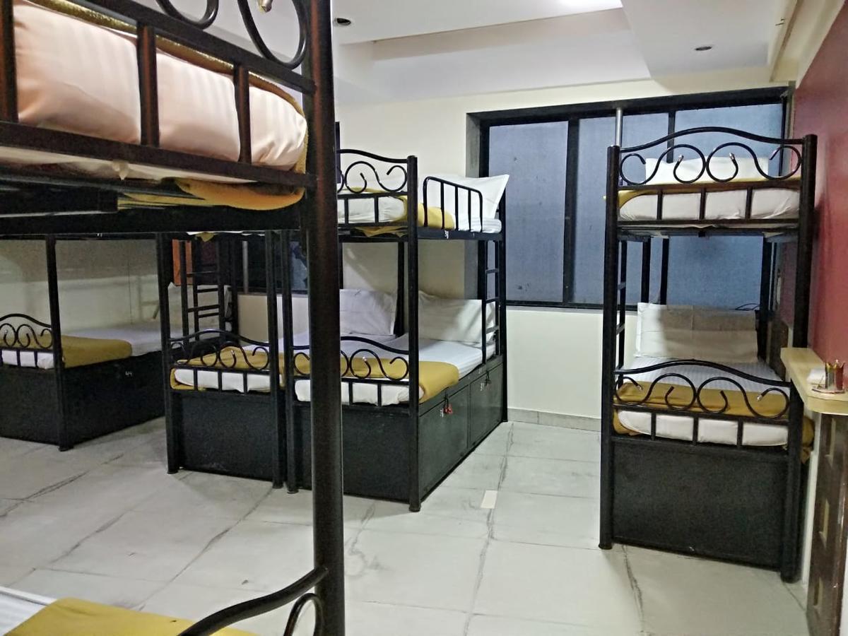 Bandra Only For Indian Hostel *
