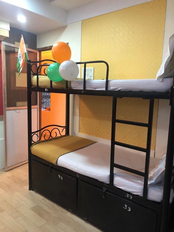 Bandra Only For Indian Hostel Mumbai