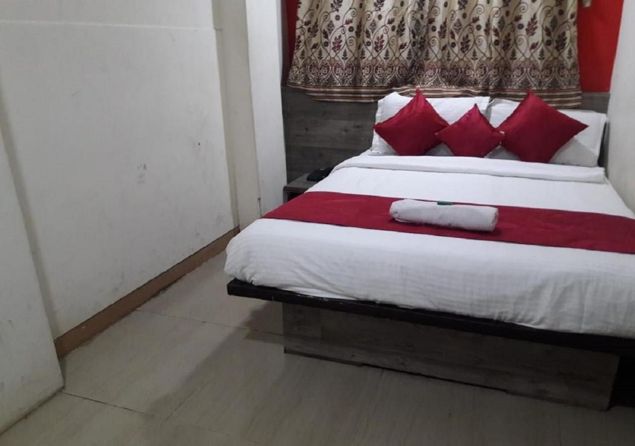 Hotel Sai Leela Residency 2*
