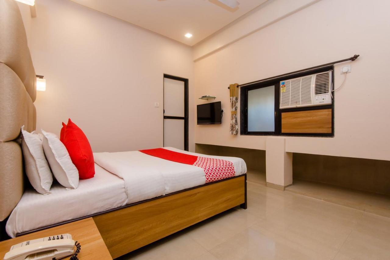 Oyo 935 Palkhee Hotel