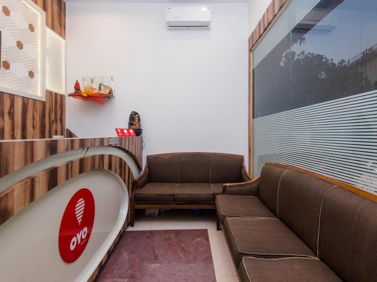 Oyo 7879 Golden Tulipz Boutique Hotel Mumbai