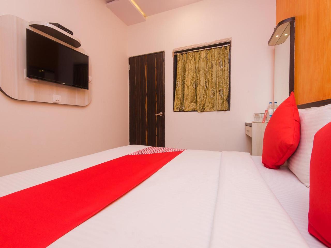 Oyo 7879 Golden Tulipz Boutique Hotel Mumbai