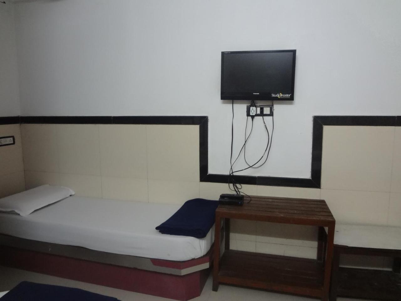 Swapna International 3* Mumbai