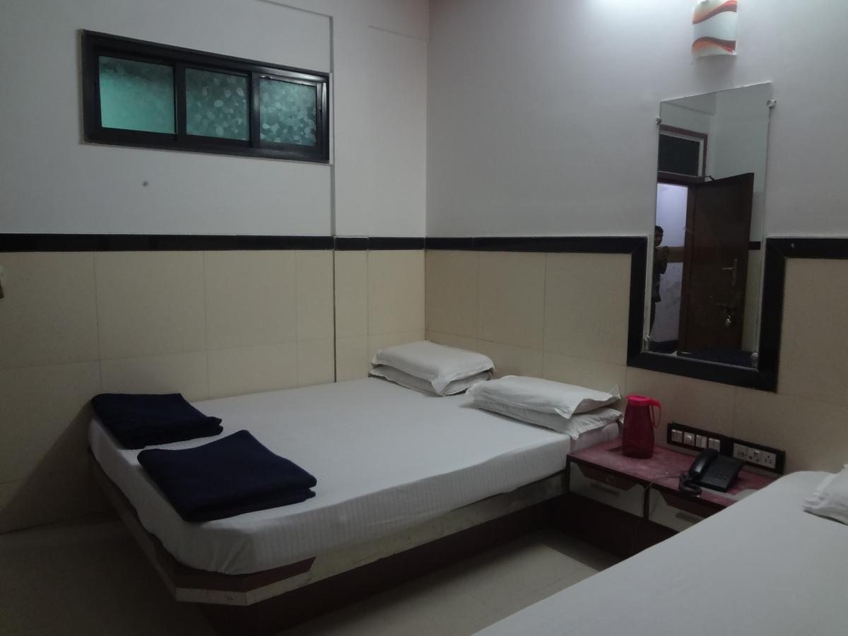 Hotel Swapna International Mumbai