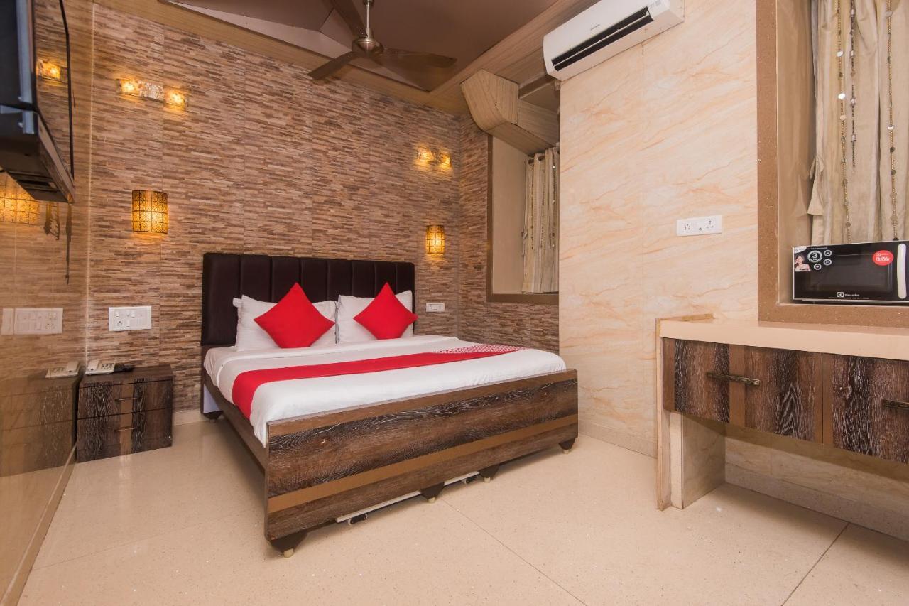 Hotel Oliver, Colaba 2*
