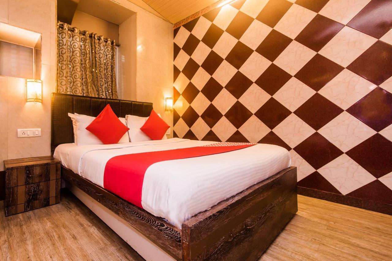 Hotel Oliver, Colaba 2*