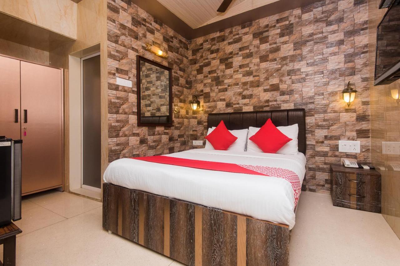 Hotel Oliver, Colaba