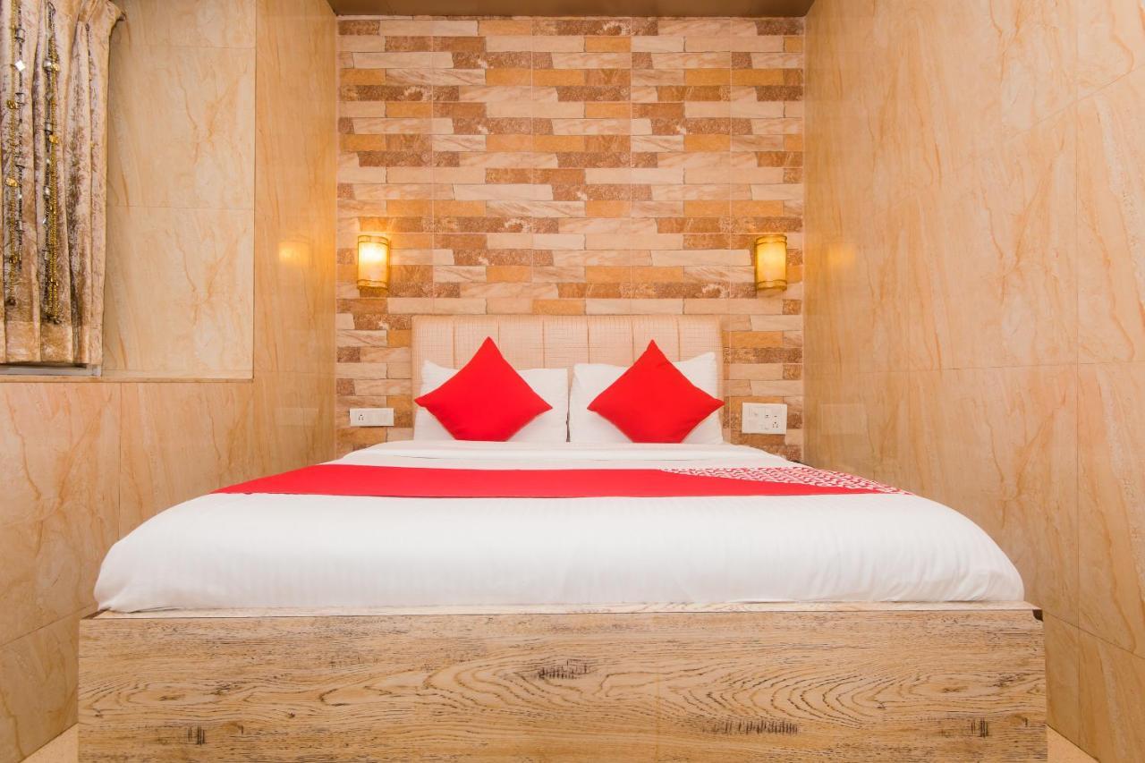 Hotel Oliver, Colaba Hotel Mumbai