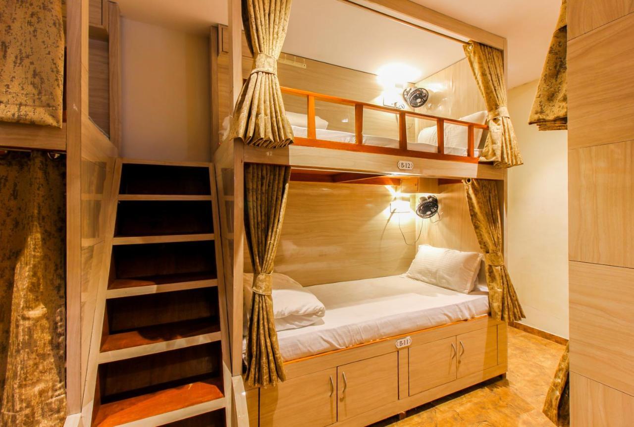 Hostel Hygeinic Airport Dormitory Near By Bom *
