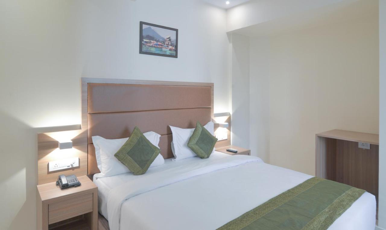West Blue Hotel