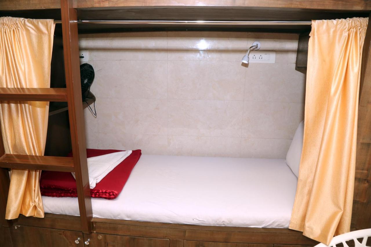 Bed & Breakfast Udupi Backpackers *