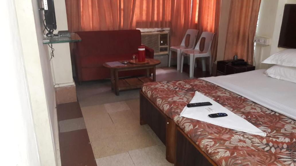 Hotel Subhash Midc Andheri