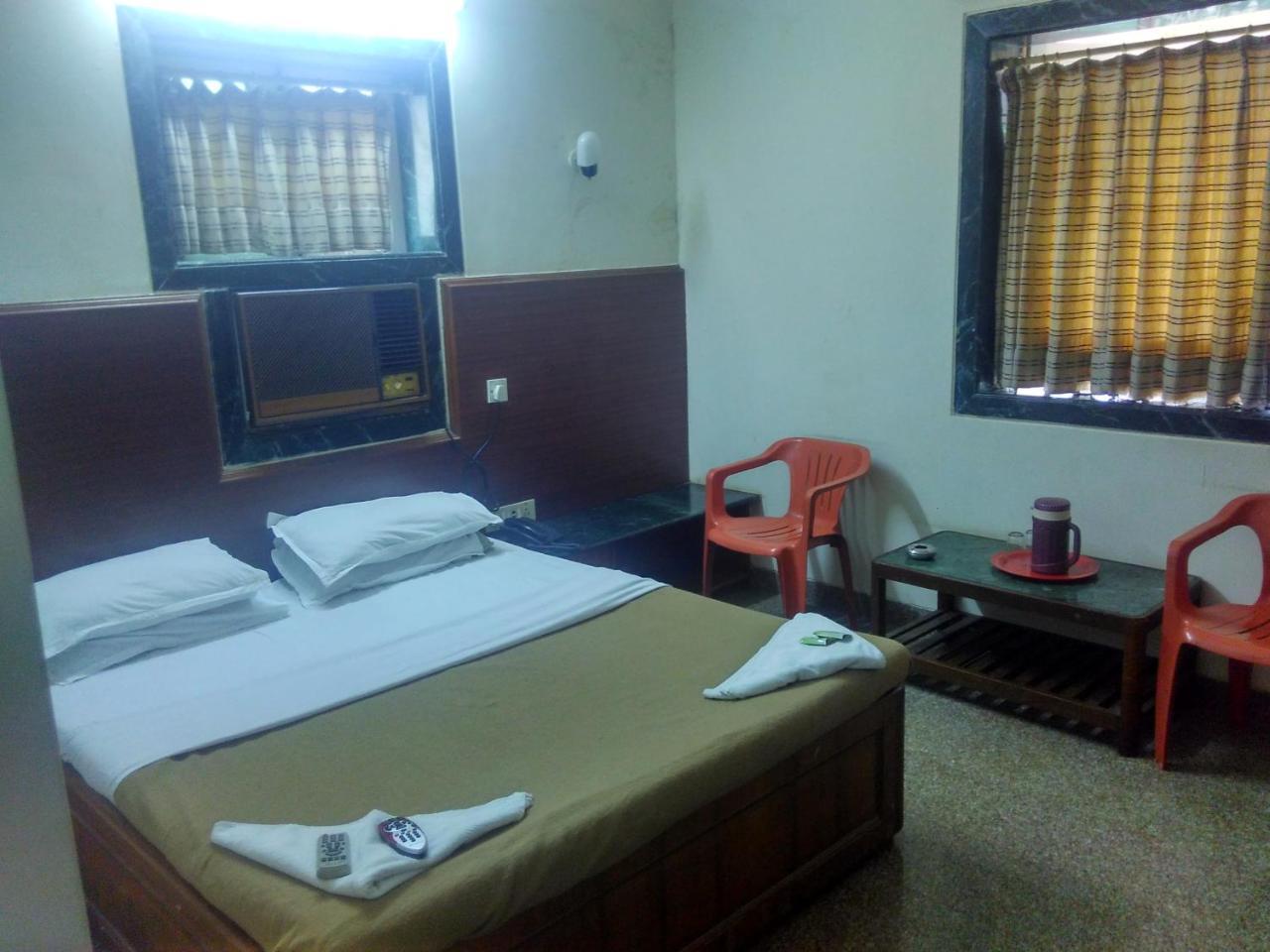 Hotel Subhash Midc Andheri Mumbai