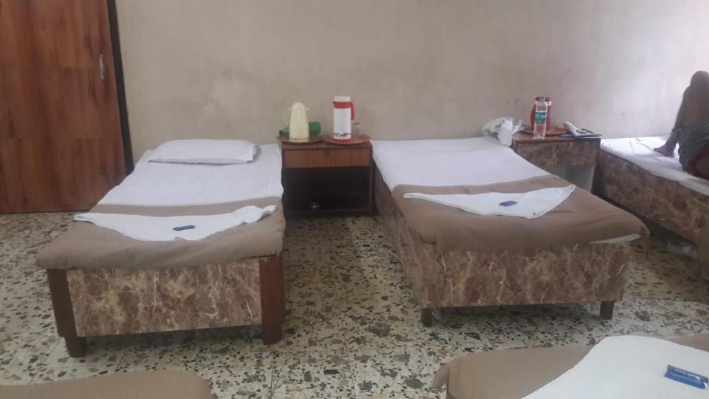 Hotel Subhash Midc Andheri