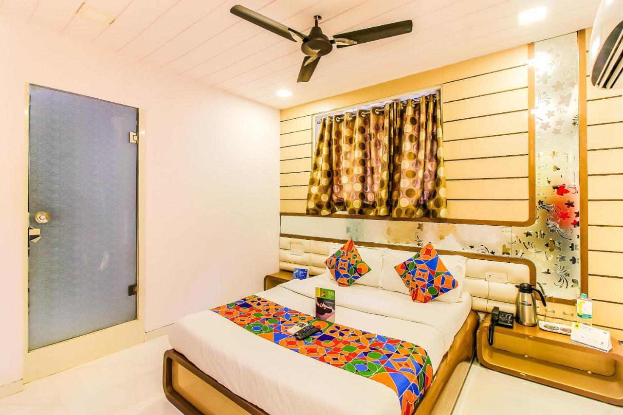 Hotel Fabexpress Satellite