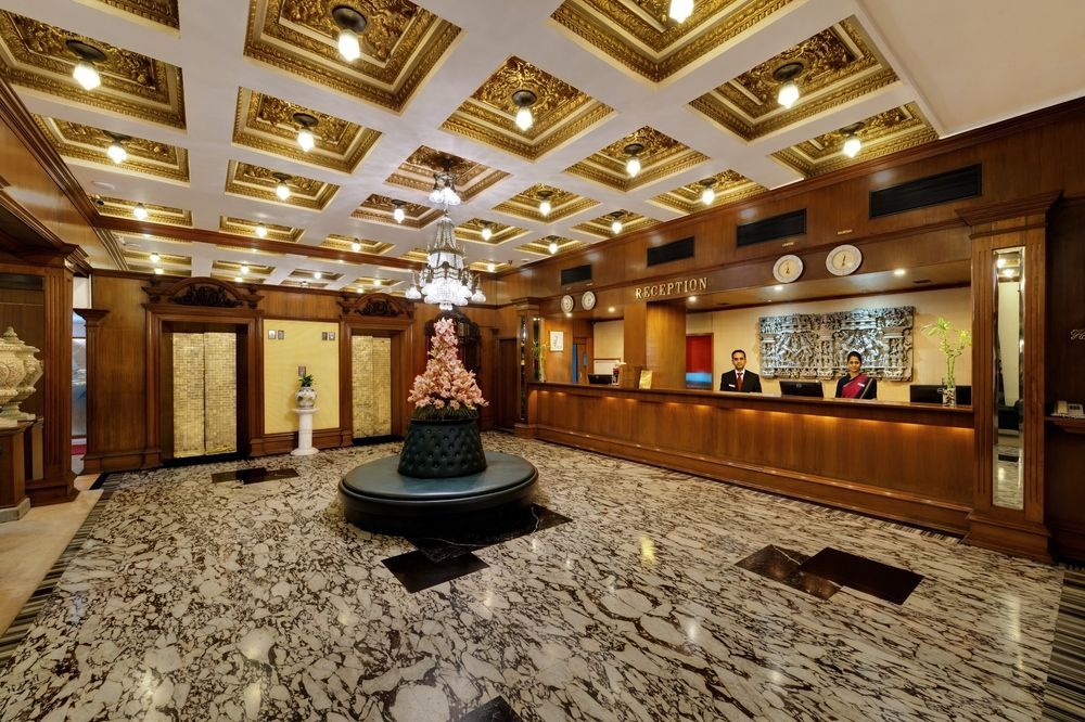 The Ambassador, Marine Drive, 4*