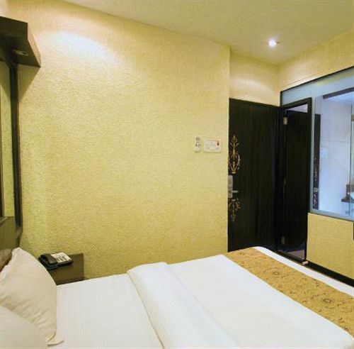 Jc Hotel 3*